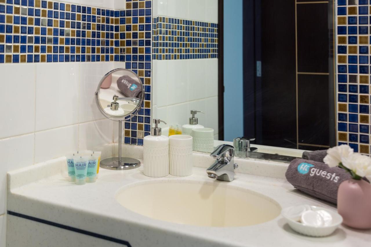 Higuests - Cozy Studio With Panoramic Views On The Lake Daire Dubai Dış mekan fotoğraf